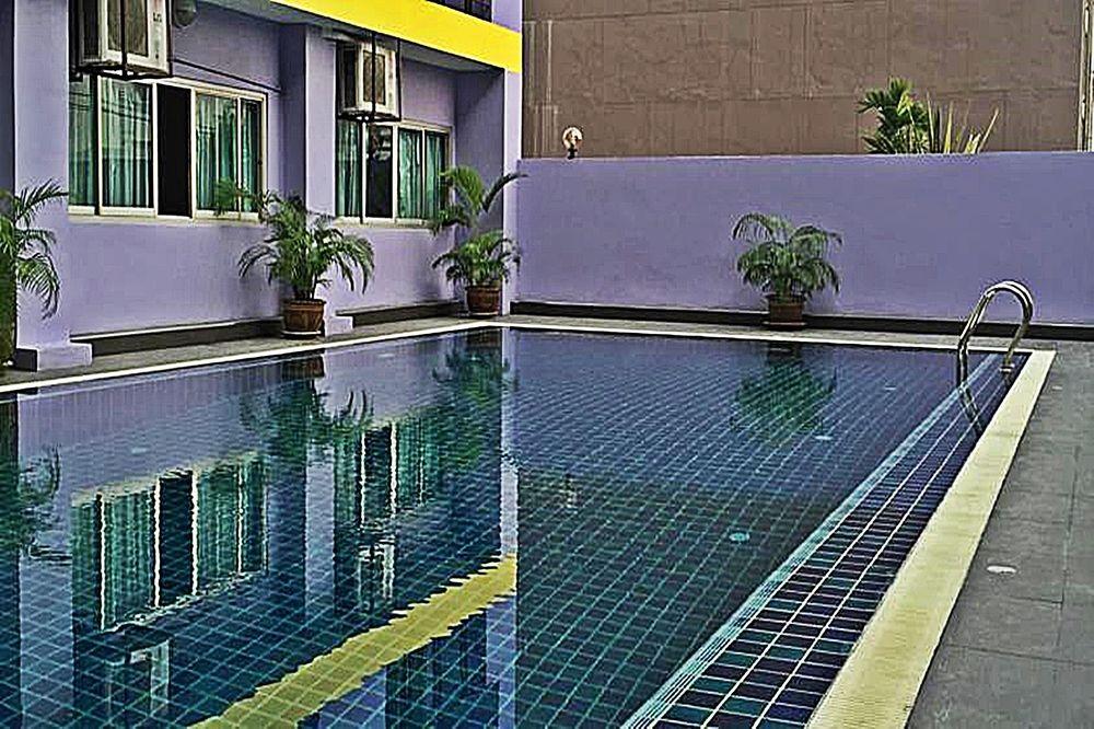 Eastiny Residence Hotel Pattaya Buitenkant foto