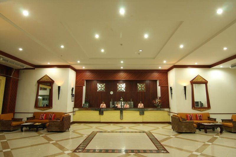 Eastiny Residence Hotel Pattaya Buitenkant foto