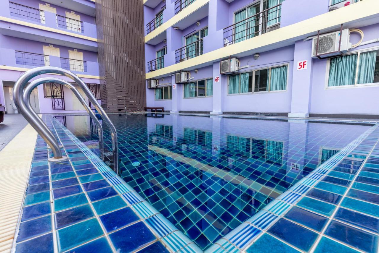 Eastiny Residence Hotel Pattaya Buitenkant foto