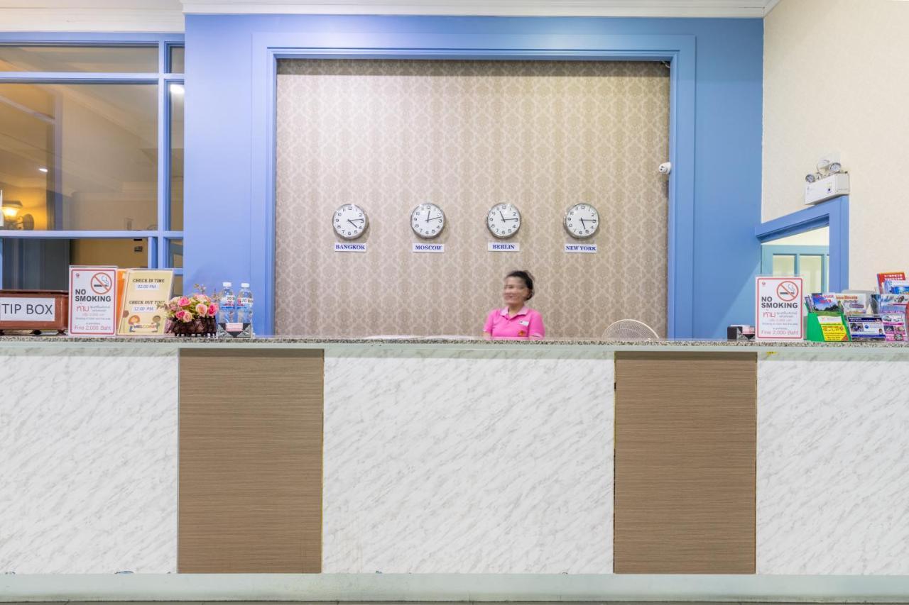 Eastiny Residence Hotel Pattaya Buitenkant foto