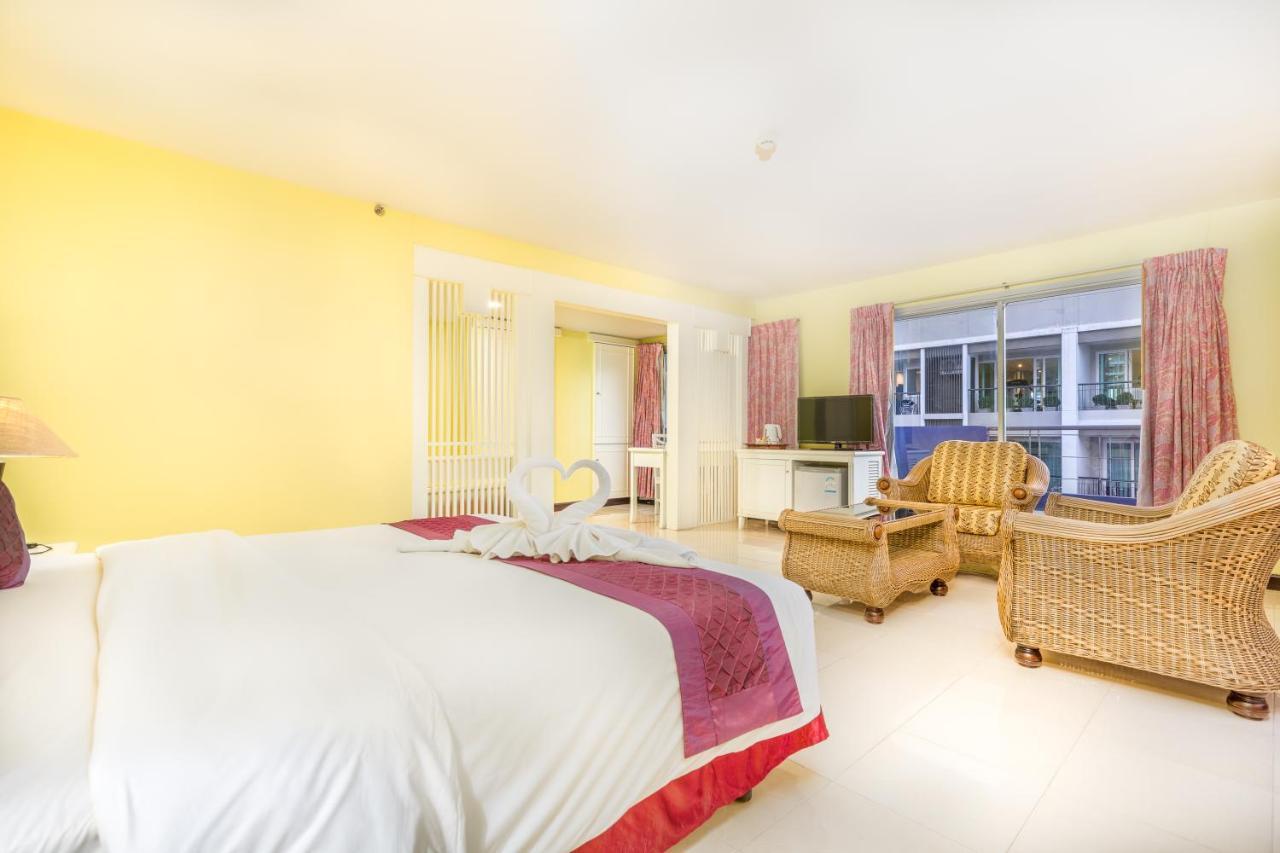 Eastiny Residence Hotel Pattaya Buitenkant foto