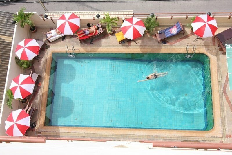Eastiny Residence Hotel Pattaya Buitenkant foto